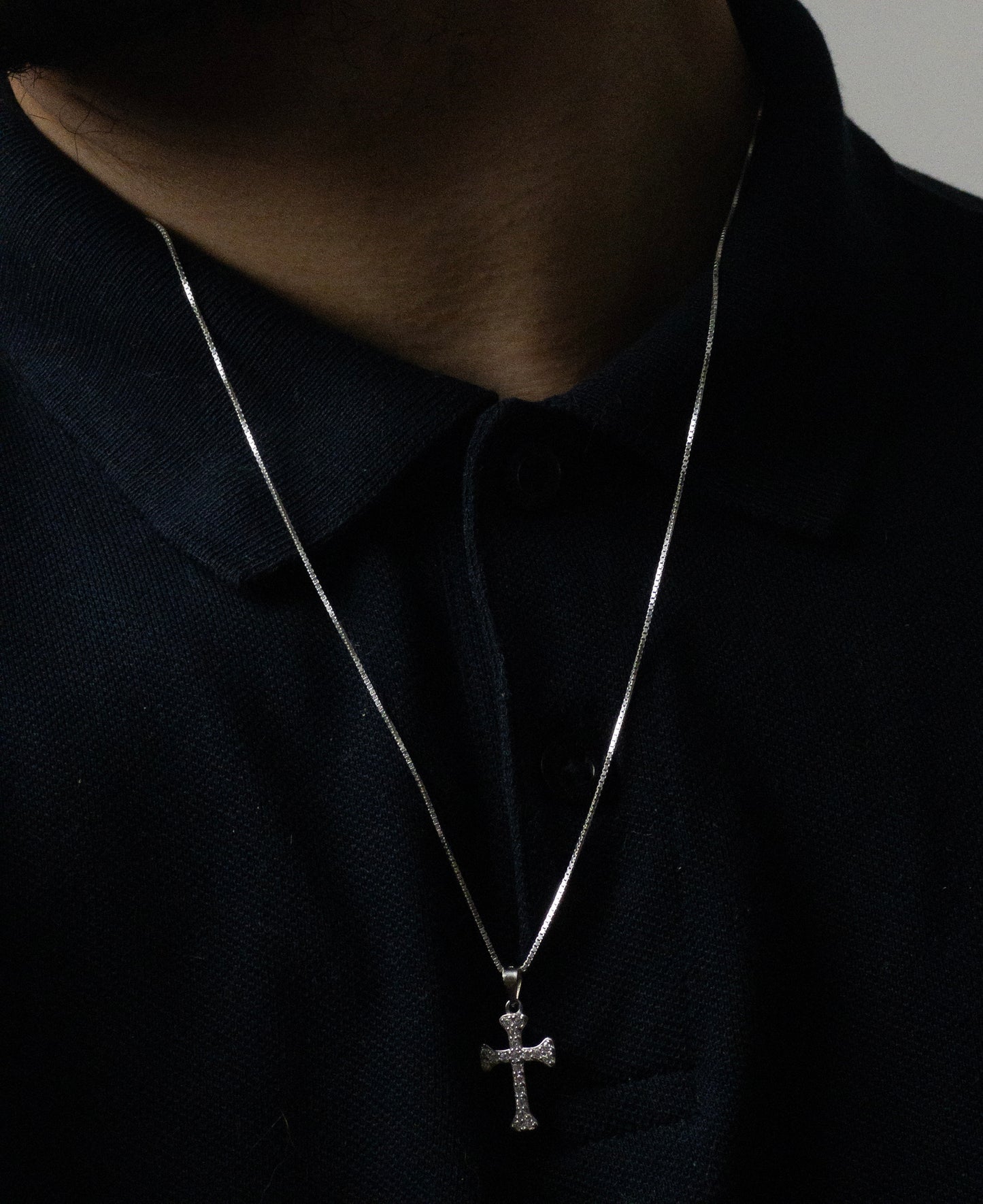 Pingente de Cruz com Microzircônias - Prata 925