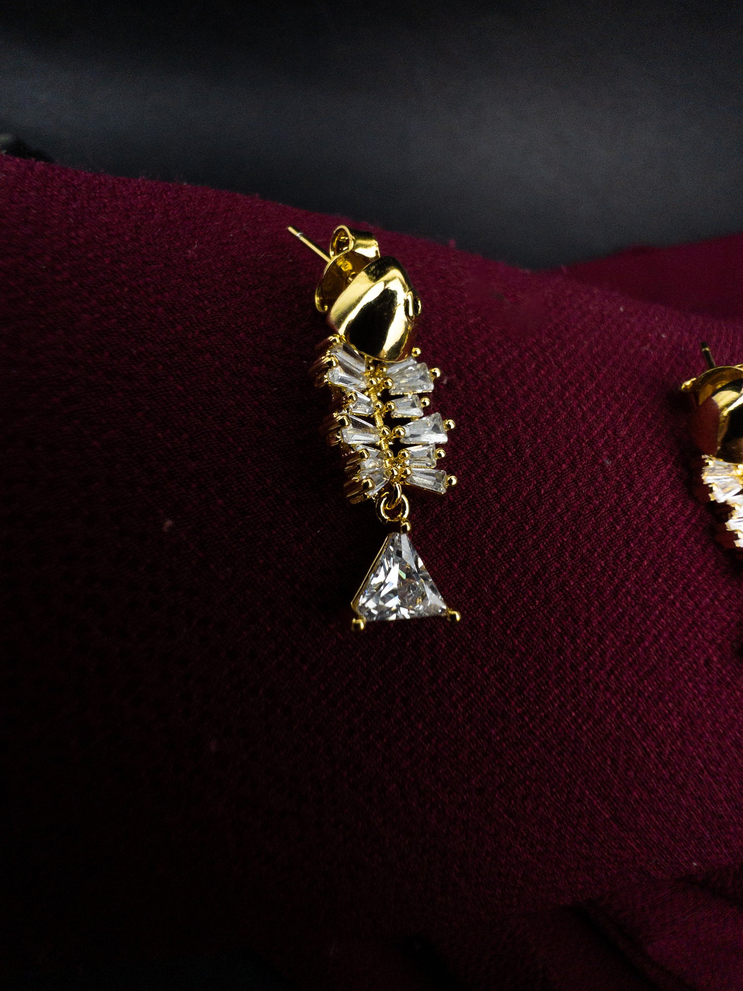Brinco Peixe - Banhado a Ouro 18k