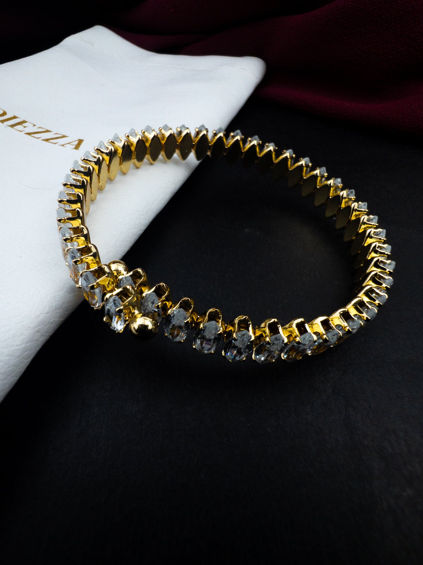 Bracelete Radiância Dourada - Banhado a Ouro 18k