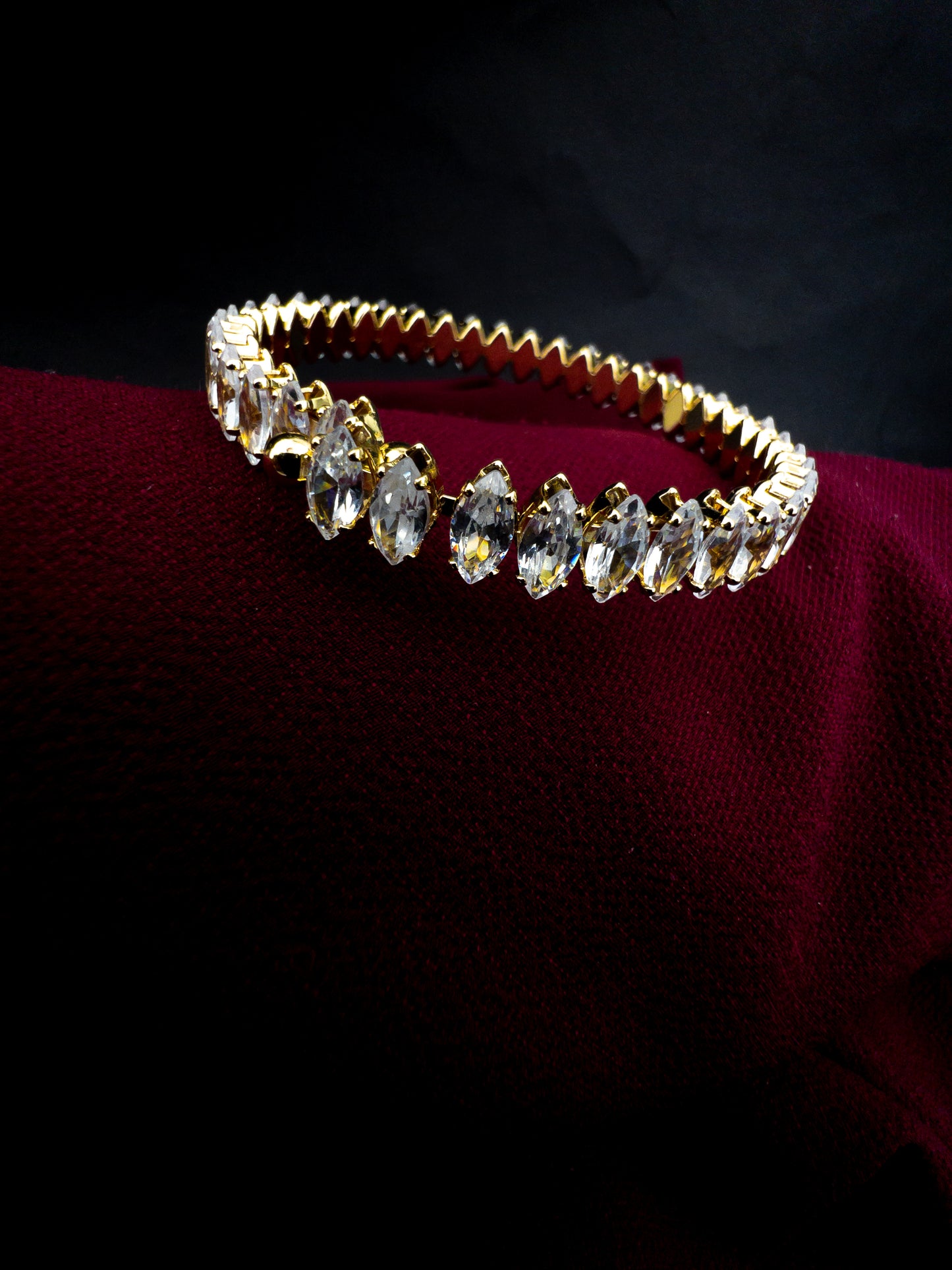 Bracelete Radiância Dourada - Banhado a Ouro 18k