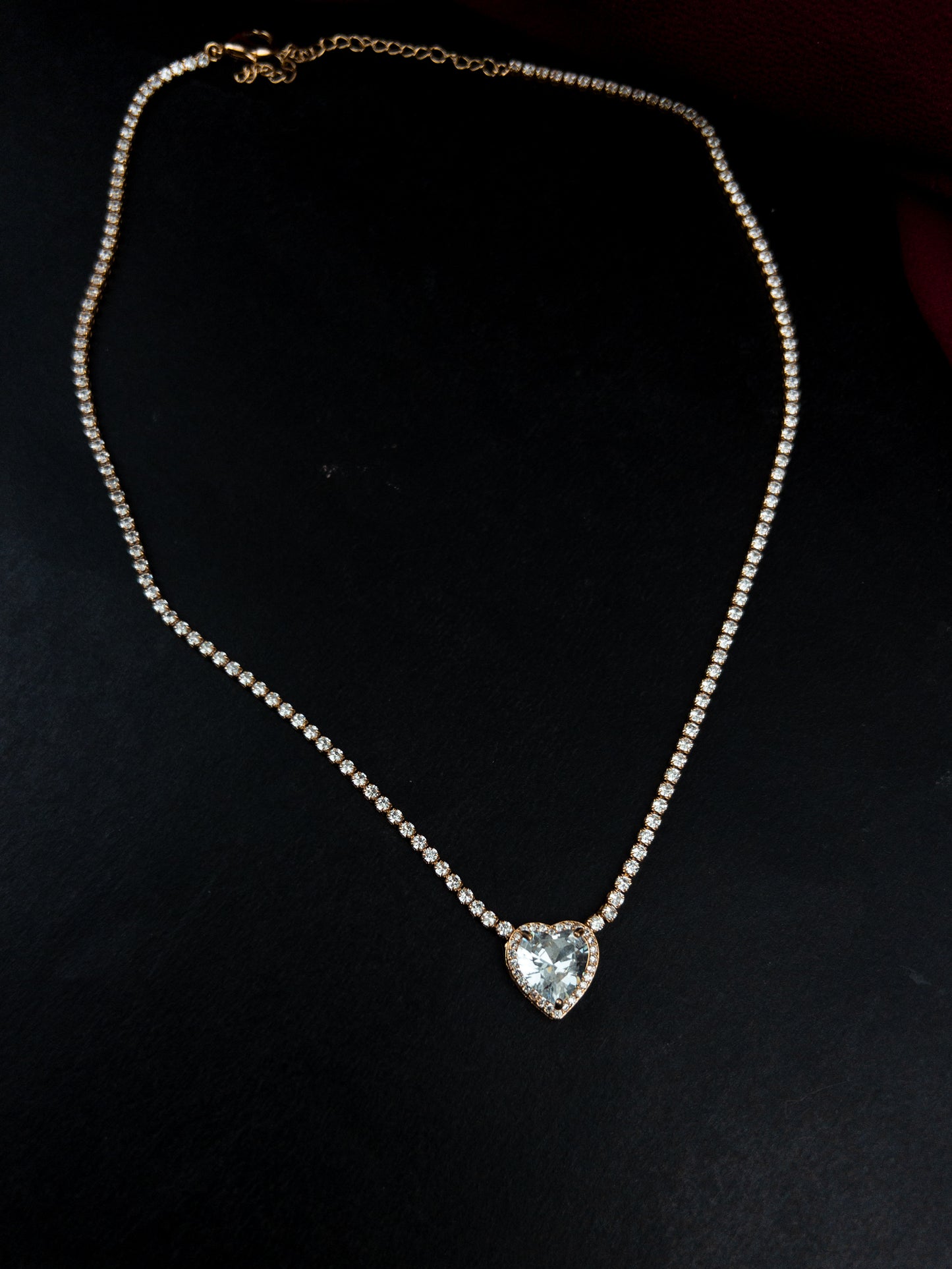Colar Riviera de Zircônias com Pingente Coração - Banhado a Ouro 18k