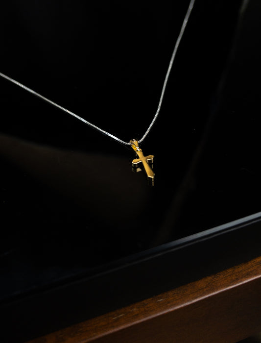 Pingente de Cruz - Banhado a ouro 18k